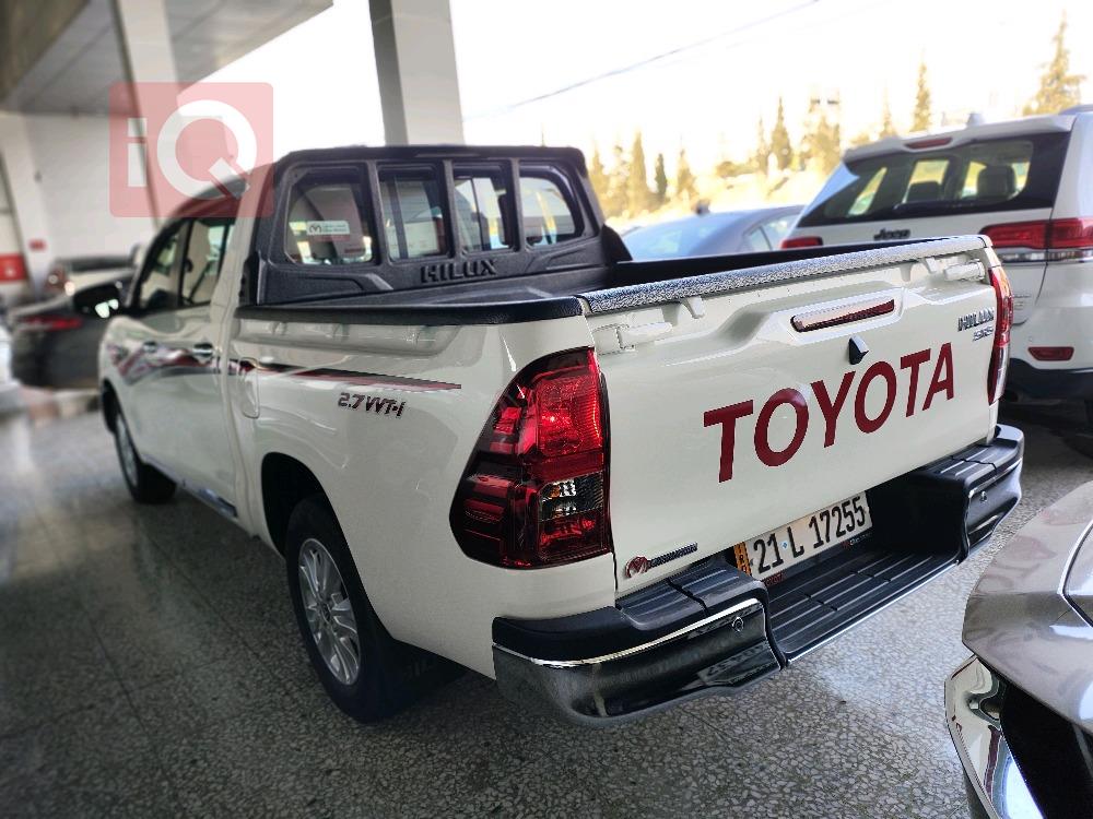 تويوتا هايلوكس